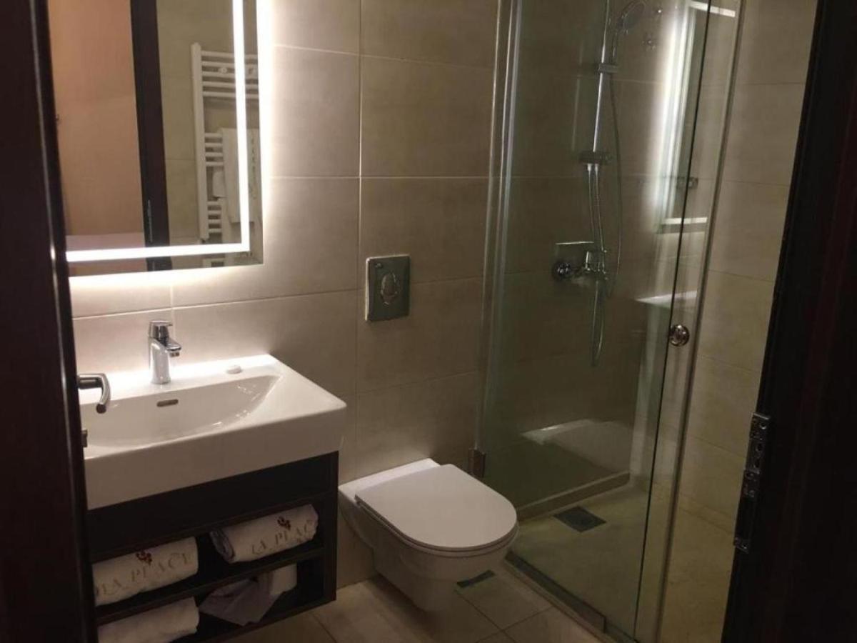 La Place Hotel Zahlé Eksteriør billede