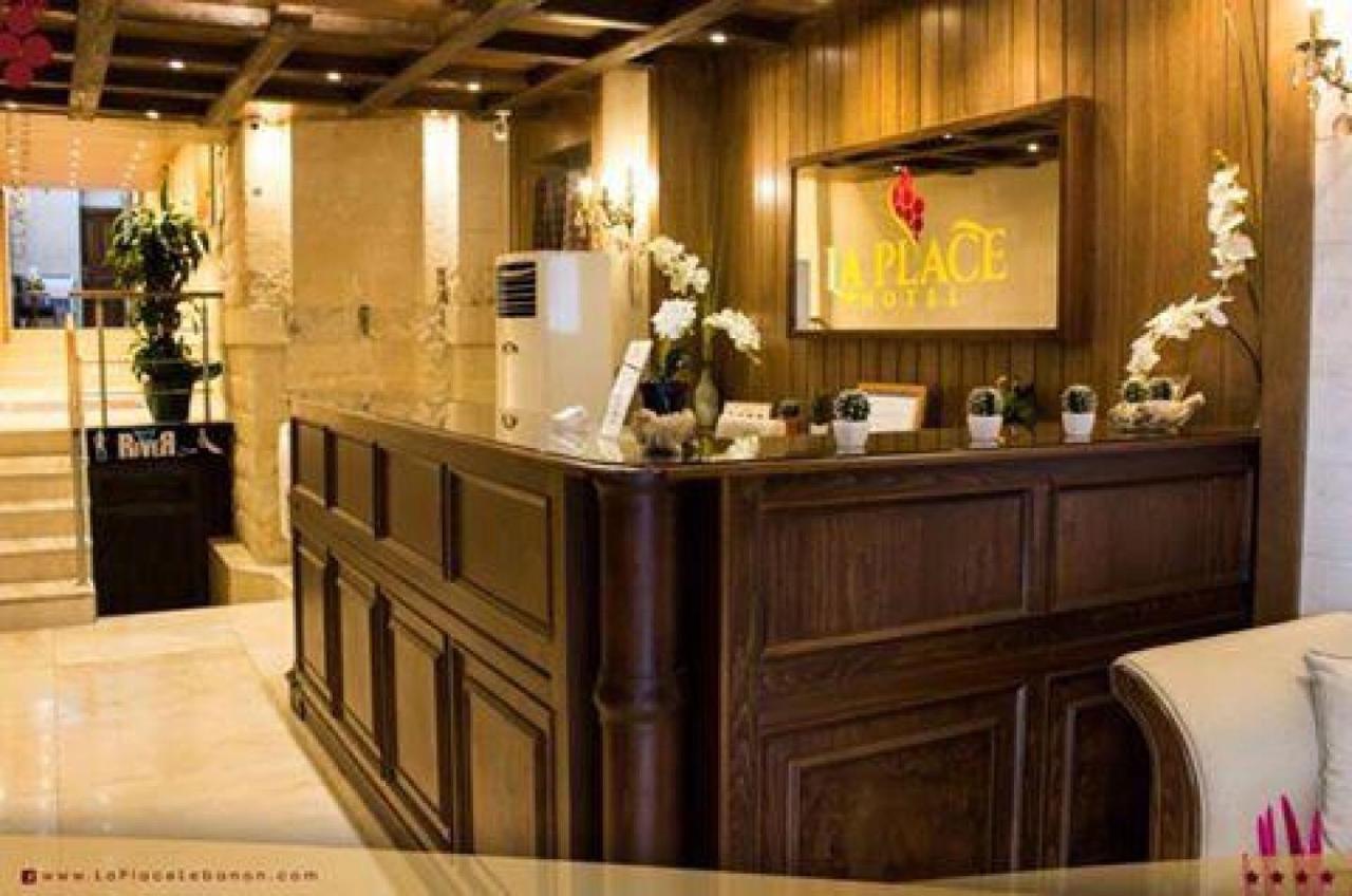 La Place Hotel Zahlé Eksteriør billede